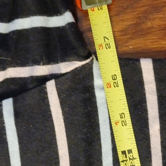 LularoeHi/lowShort-sleevedTopXL EUC - Picture 4 of 7